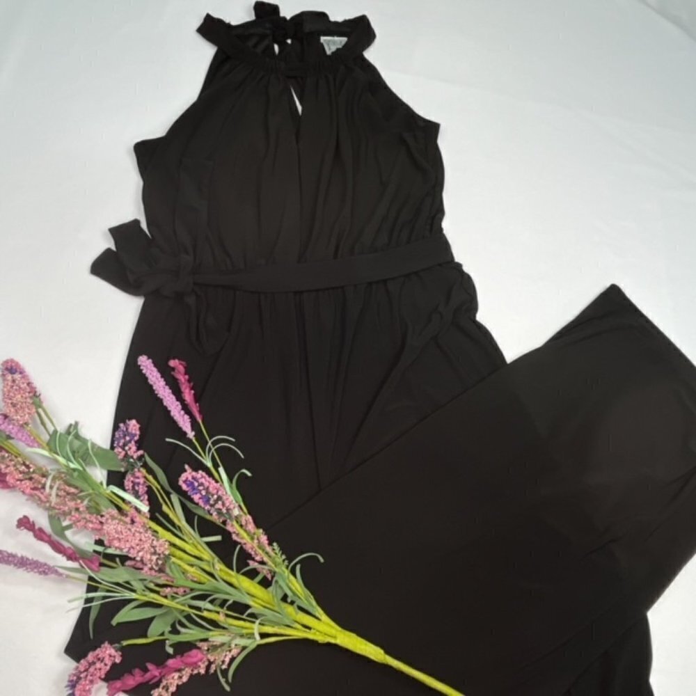 Emma and Michelle Black Keyhole Wide Leg Jumpsuit Style # 22550 Sz. S